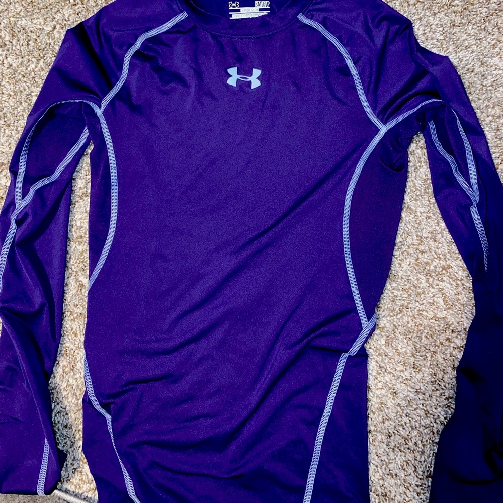 UNDER ARMOUR COMPRESSION SHIRT